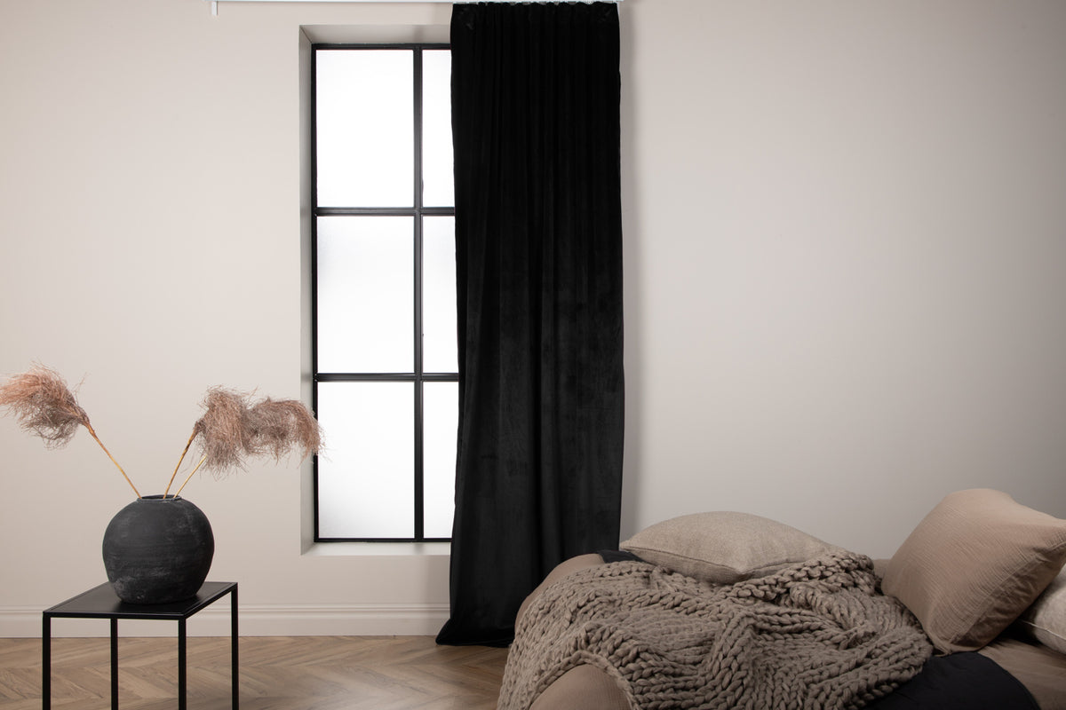 Sada záclon Anny – zamatový vzhľad v mnohých farbách