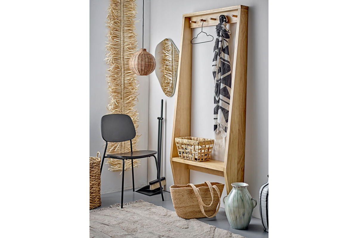 Nástenné zrkadlo Saphir – Organický tvar s jemným strieborným okrajom