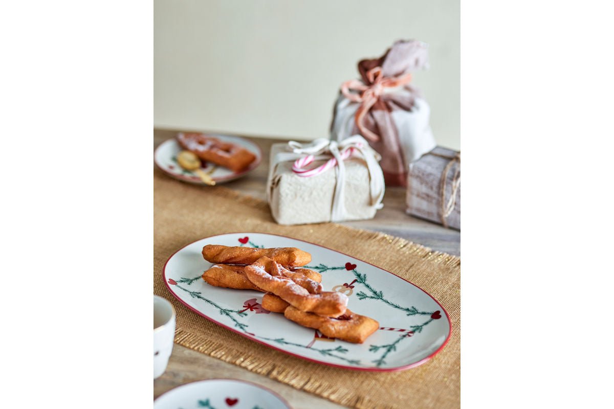 Servírovací tanier Sasha – kamenina s vianočnou dekoráciou