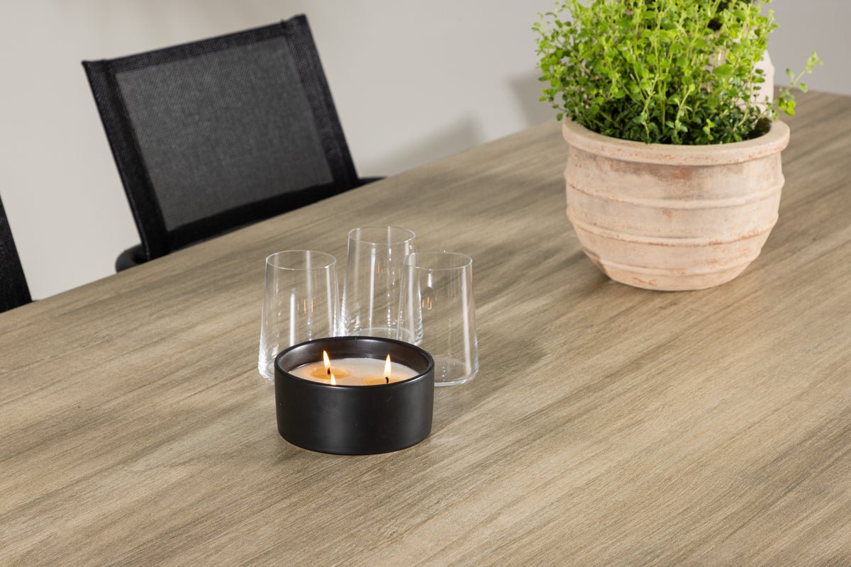 Záhradná jedálenská súprava Annika – 7-dielna záhradný nábytkový set v Czarny/Bielá