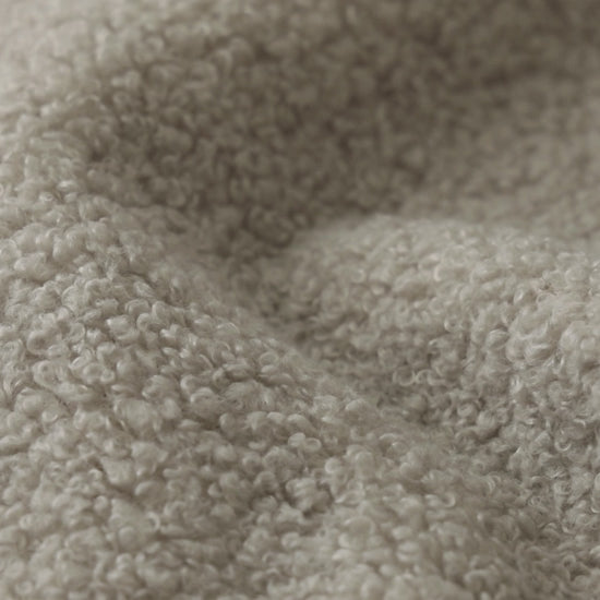 Designer Ecksofa Lazy in Bouclé
